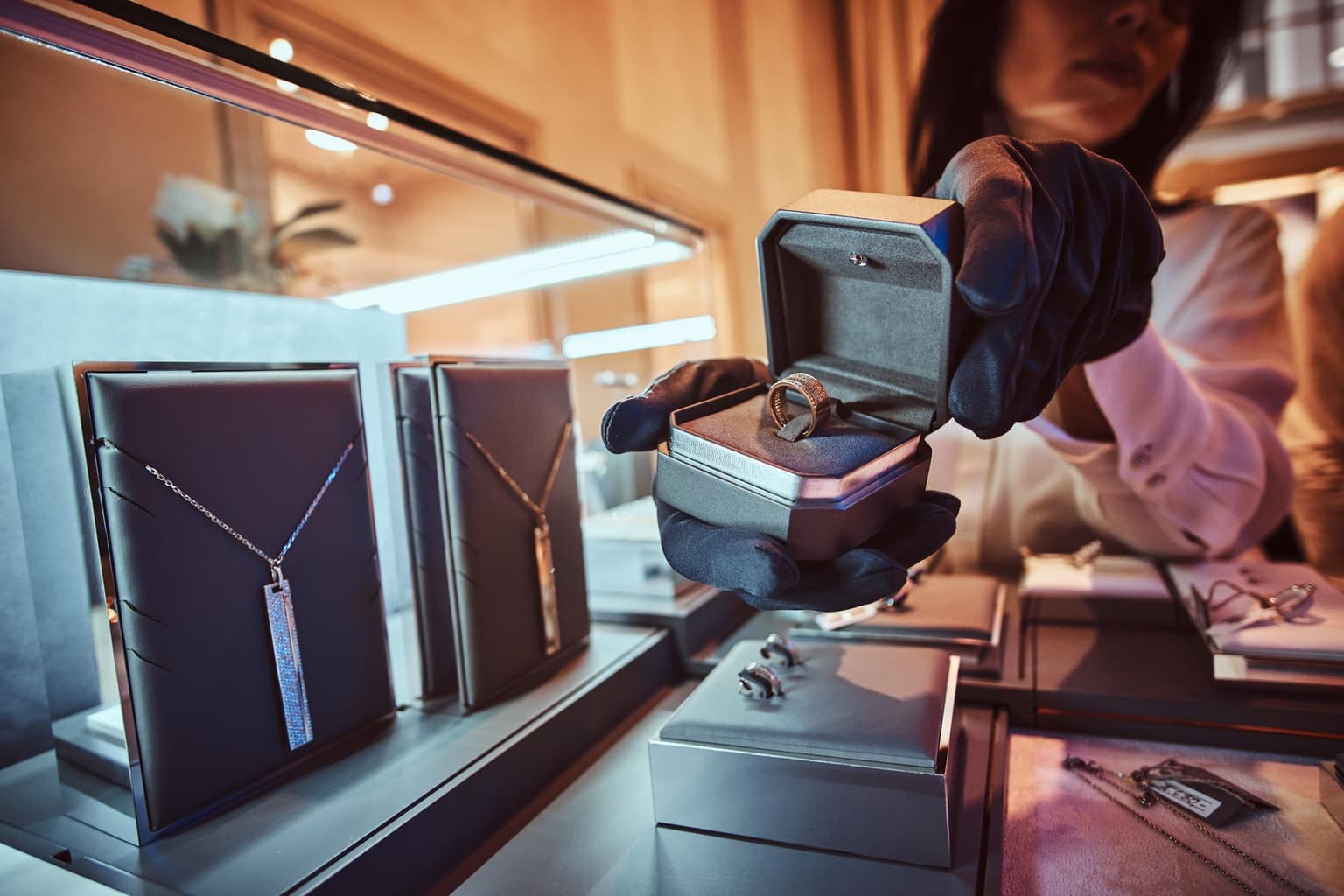 How Digital Product Identities Support Luxury Brand Protection