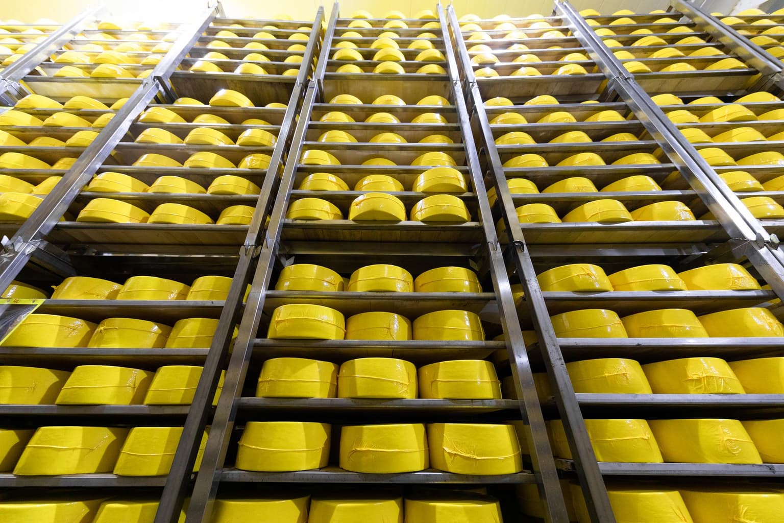 How Food and Beverage Brands Can Use Connected Packaging