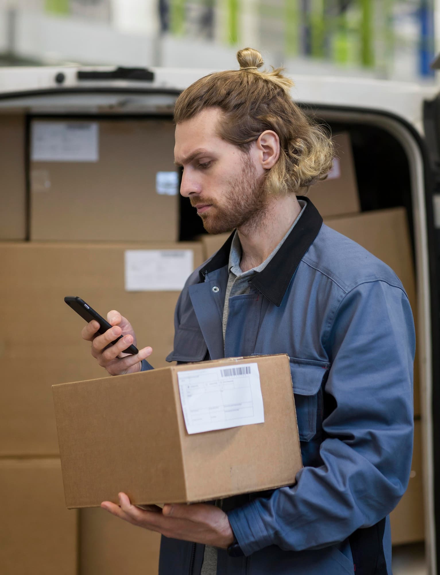How to Create a Product Data Governance Council for Connected Products